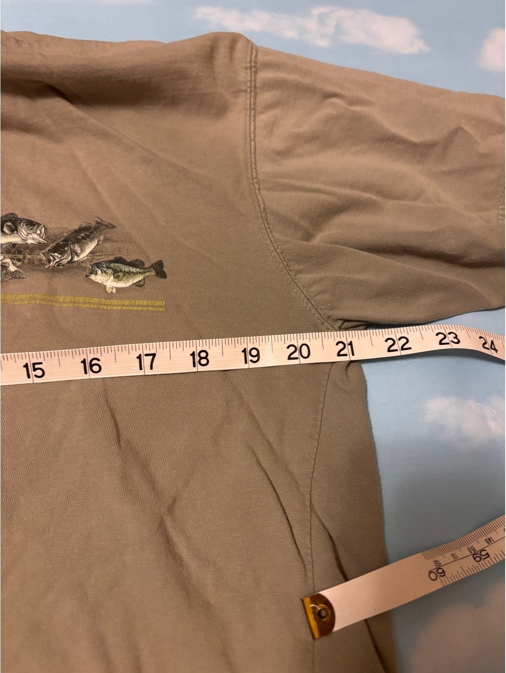 Fishing Graphic T-Shirt Size L - Picture 4 of 6